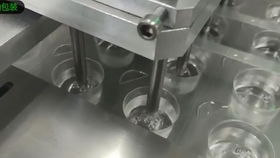 牙刷盒貼標(biāo)機 全自動牙刷貼標(biāo)機 牙刷廠用一臺貼標(biāo)機解決了招不工人的煩惱